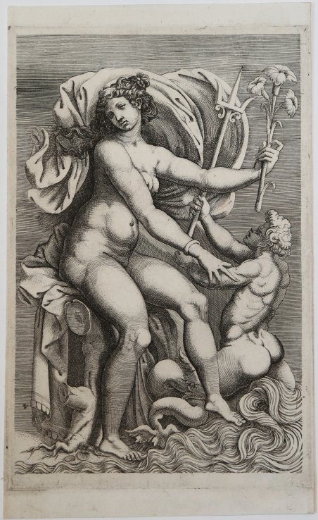 Teti seduta su un tritone