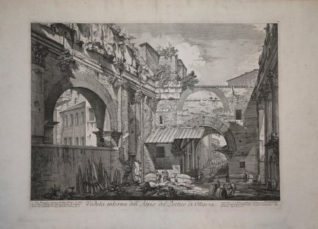 Veduta interna dell’Atrio del Portico di Ottavia