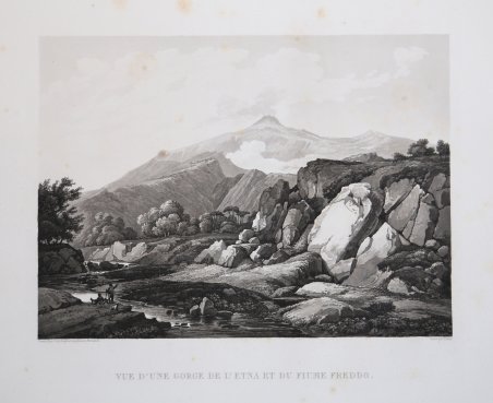 Vue d'une gorge de l'Etna et du fiume Freddo