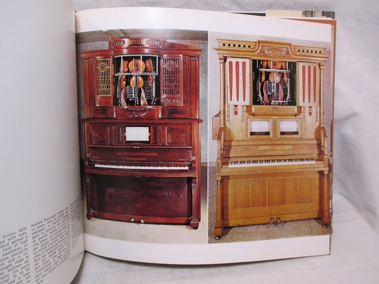 Guida introduttiva agli strumenti musicali meccanici. Collezione Marino Marini.
