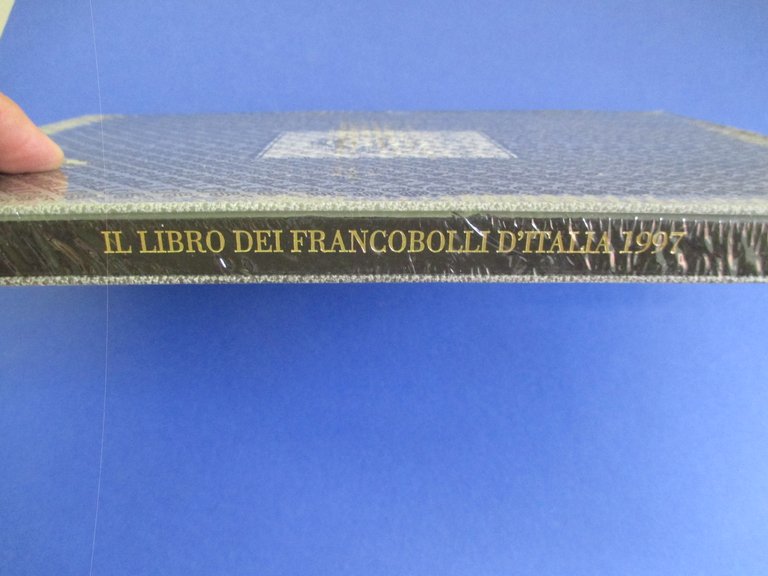 Il Libro dei Francobolli d'Italia. Valori Postali 1997.
