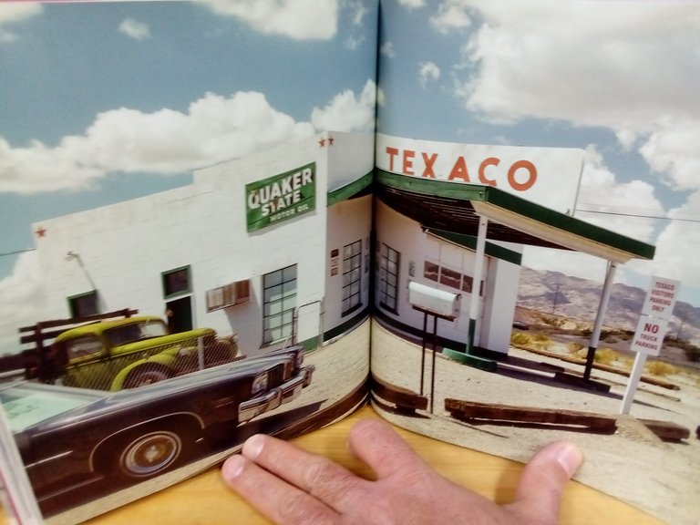 It’s a gas. The allure of the gas station. | Immagine Gallery 3