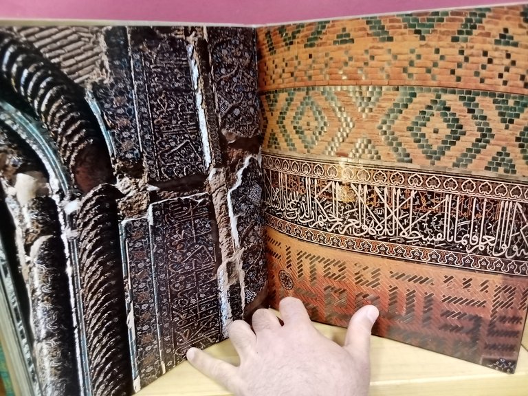 Persia. Un ponte di turchese. | Immagine Gallery 3