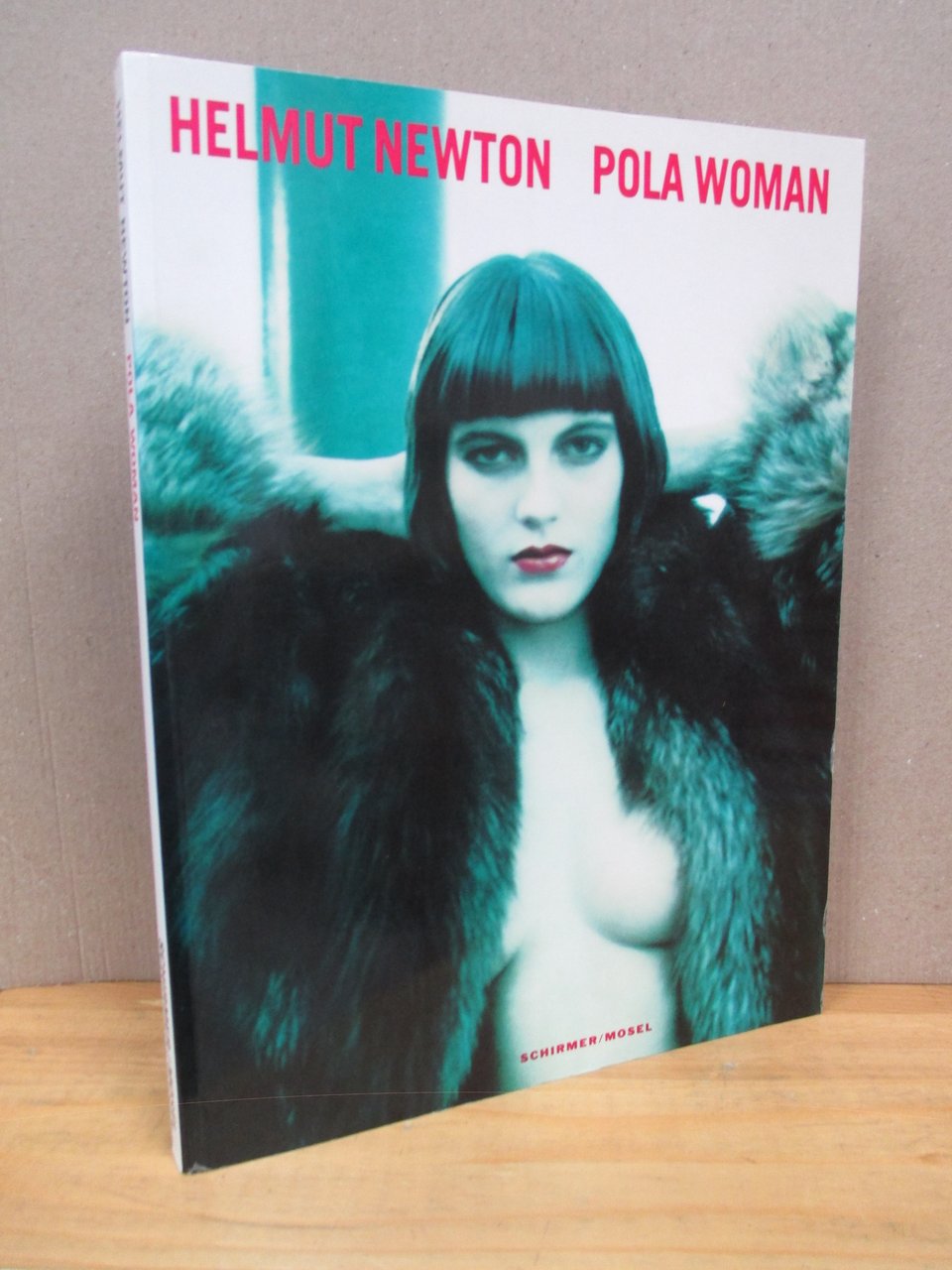 Pola Woman. English / German edition.