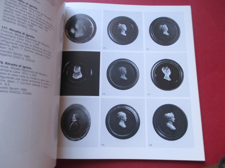 Ritrattini in cera d’epoca neoclassica. La collezione Santarelli e un'appendice …