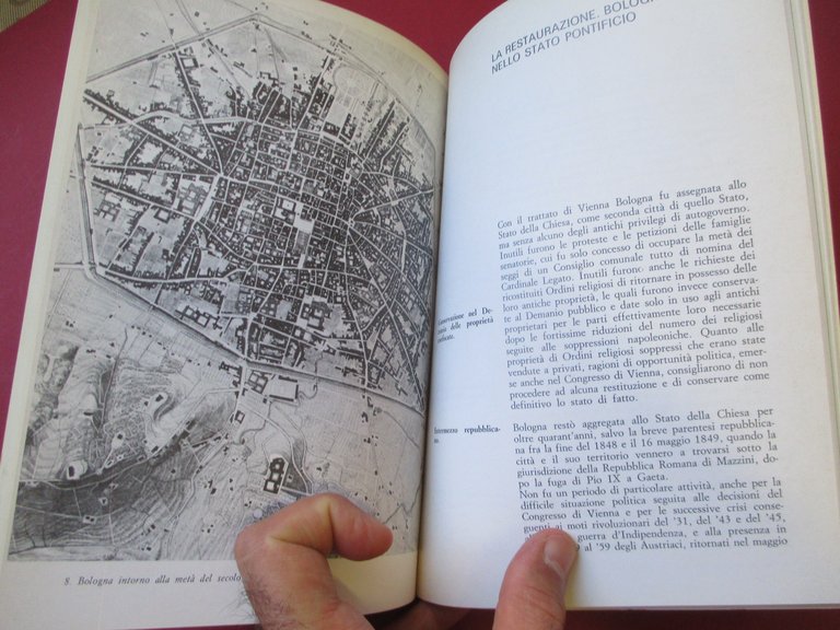 Venti secoli di città. Note di storia urbanistica bolognese.