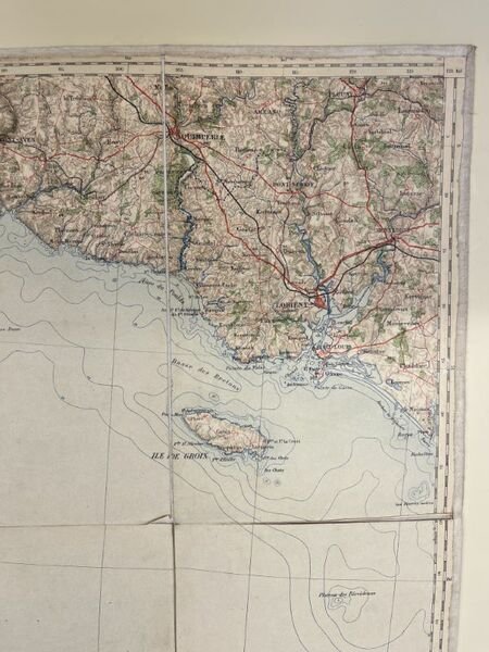 En un seul lot : 60 cartes d'Etat Major entoilées …
