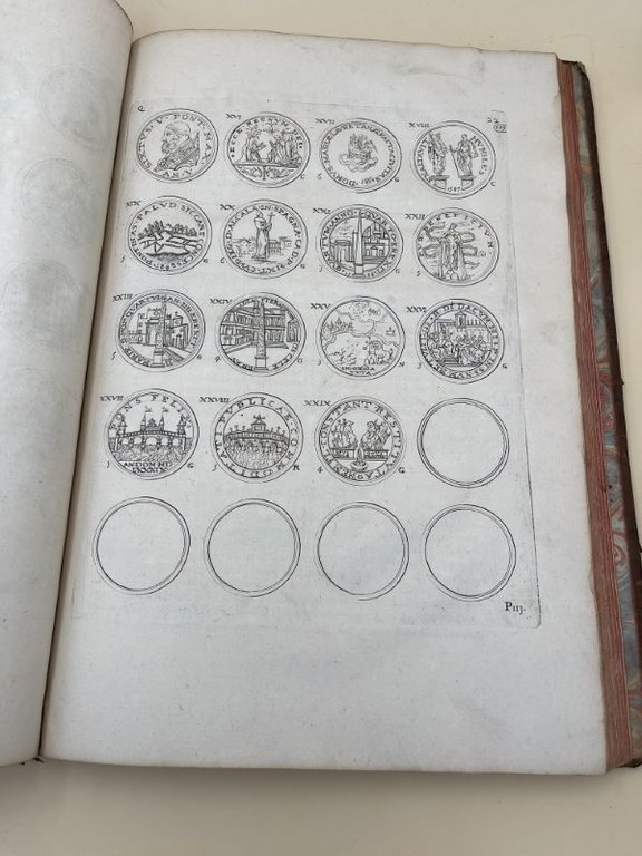 Historia summorum pontificum a Martino V. ad Innocentium XI. per …