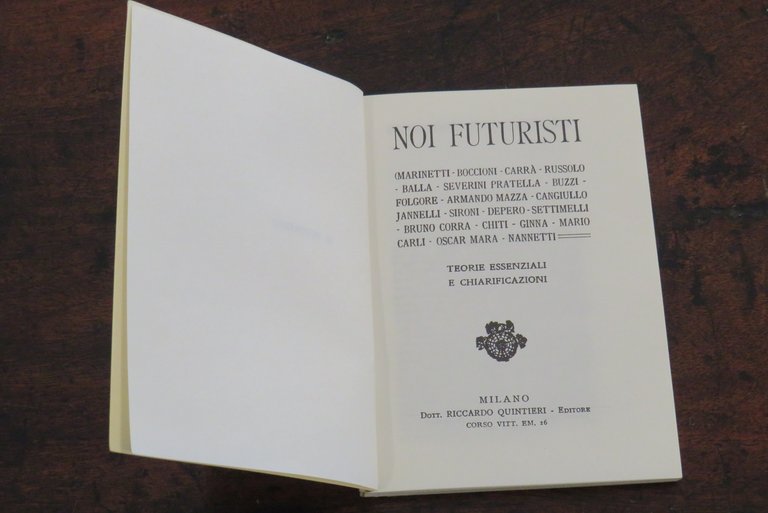 Noi futuristi. Teorie essenziali e chiarificazioni