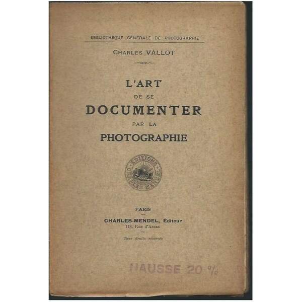 L'ART DE SE DOCUMENTER PAR LA PHOTOGRAPHIE