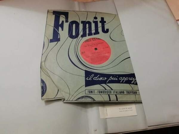 UN SECOLO DI CANZONI-Fogli volanti- Il costume di un secolo …