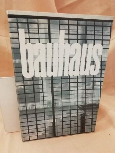 BAUHAUS DESSAU (1986)