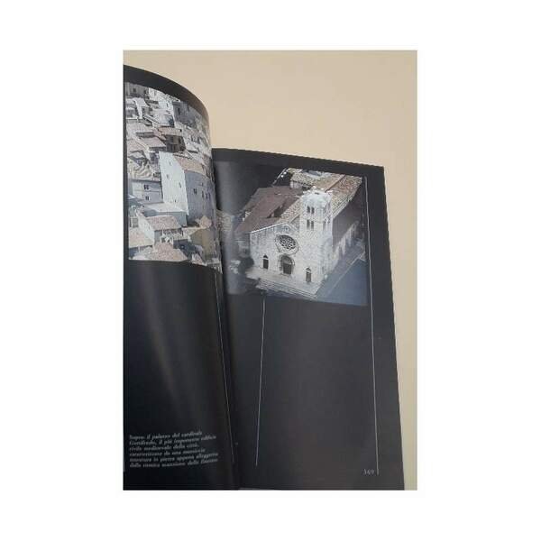 ALATRI UN ITINERARIO STORICO-ARTISTICO(1987)