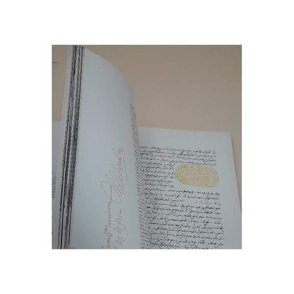 VOYAGE A TRAVERS L'HISTOIRE DU MAROC(1957)