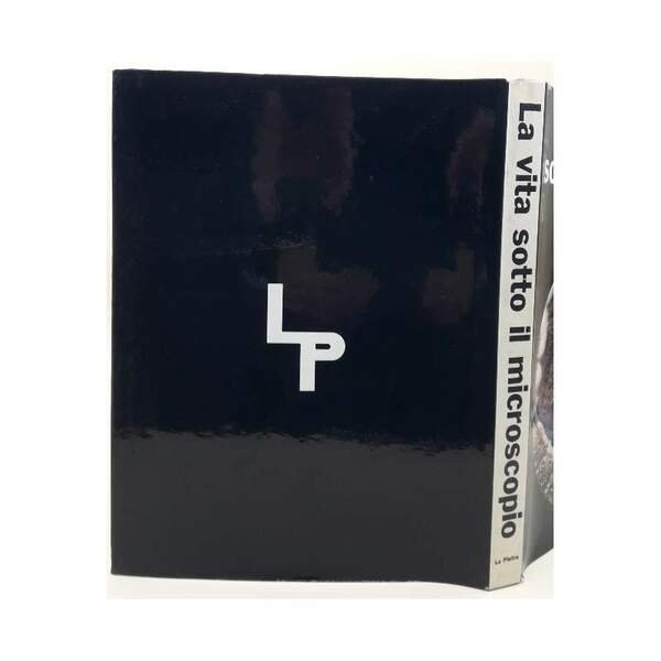 LA VITA SOTTO IL MICROSCOPIO(1965)