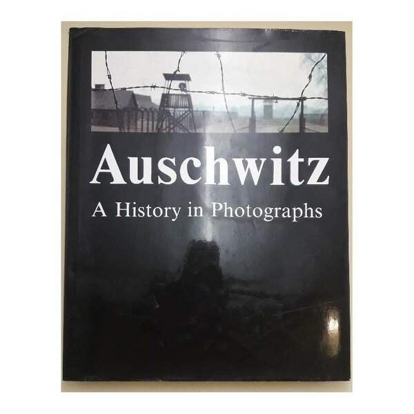 AUSCHWITZ -A HISTORY IN PHOTOGRAPHS(1998)
