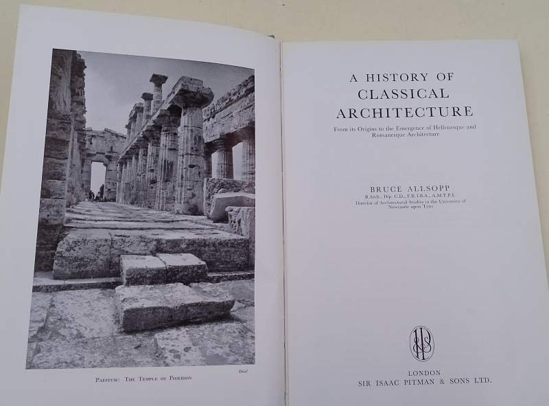 A HISTORY OF CLASSICAL ARCHITECTURE( 1965)