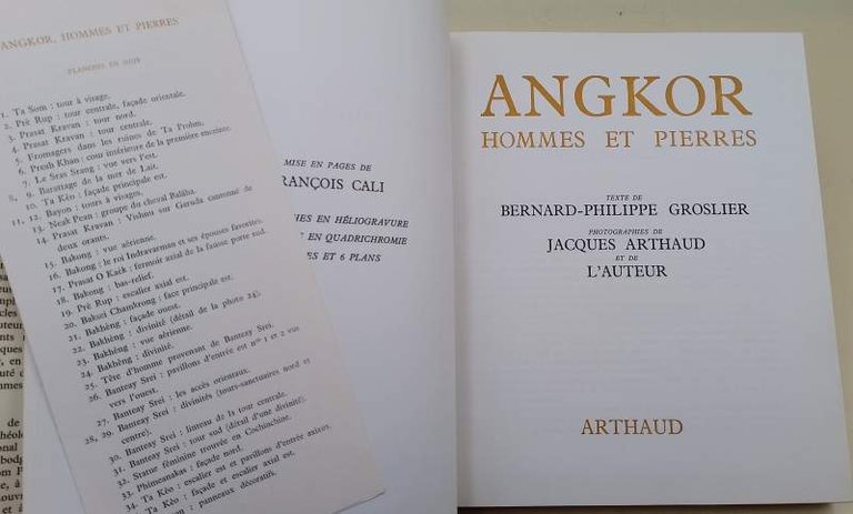 ANGKOR HOMME ET PIERRES( 1965)