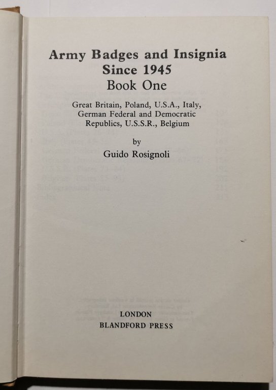 Army Badges and Insigna since 1945 - book one