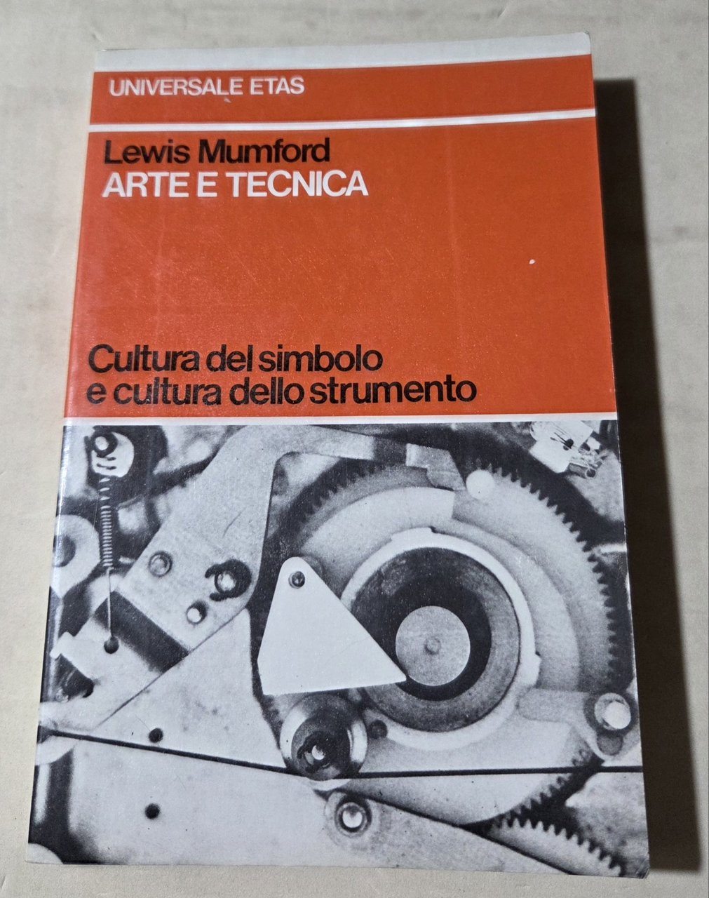Arte e tecnica - Cultura del simbolo e cultura dello …