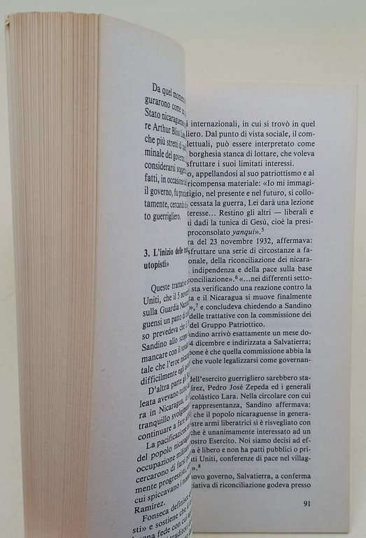 AUGUSTO CESAR SANDINO-LE ORIGINI STORICHE DEL NUOVO NICARAGUA(1989)