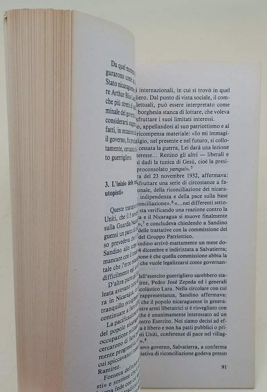 AUGUSTO CESAR SANDINO-LE ORIGINI STORICHE DEL NUOVO NICARAGUA(1989)