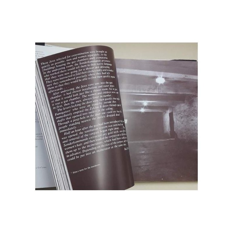AUSCHWITZ -A HISTORY IN PHOTOGRAPHS(1998)