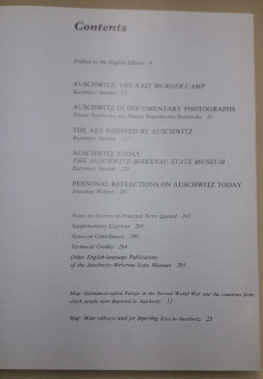 AUSCHWITZ -A HISTORY IN PHOTOGRAPHS(1998)