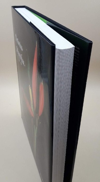 BOTANICA MAGNIFICA- PIANTE E FIORI STRAORDINARI(2009)