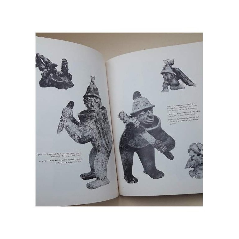 COMPANIONS OF THE DEAD-CERAMIC TOMB SCULPTURE FROM ANCIENT WEST MEXICO(1983)