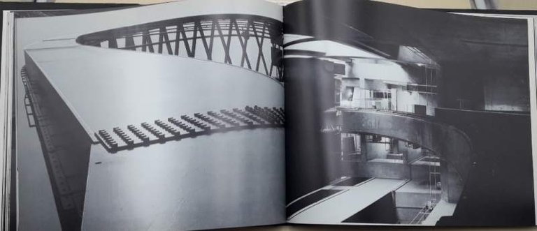 DE KUNSTWERKEN VON RIJKSWATERSTAAT(1993)