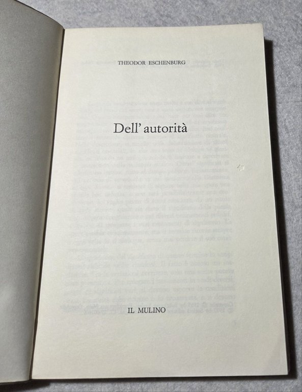 Dell'autorita' | Immagine Gallery 2