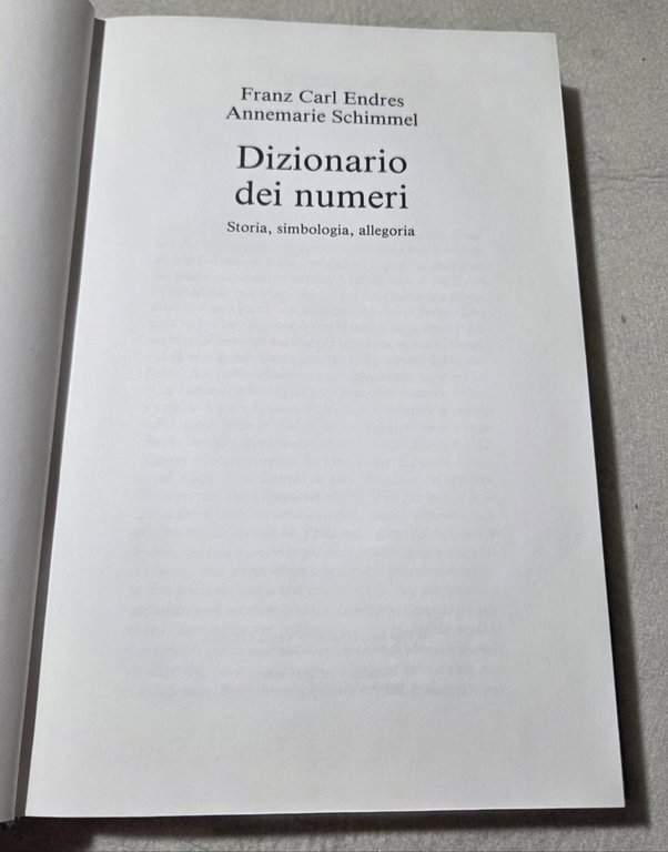 Dizionario dei numeri - Storia, simbologia, allegoria | Immagine Gallery 2