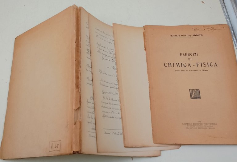 Esercizi di Chimica-Fisica svolti nella Regia Universita' di Milano