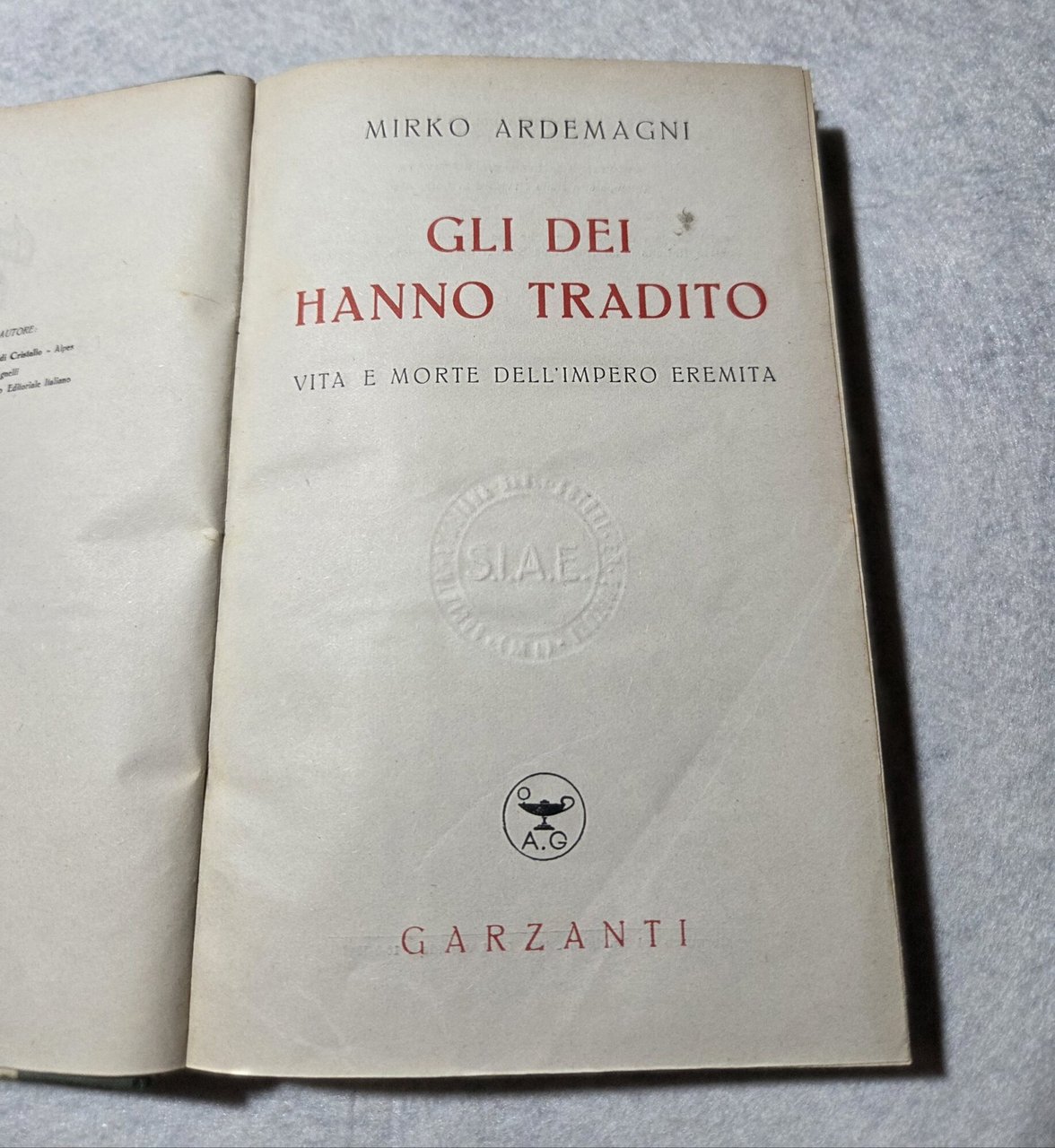 Gli Dei hanno tradito - Vita e morte dell'impero eremita | Immagine principale