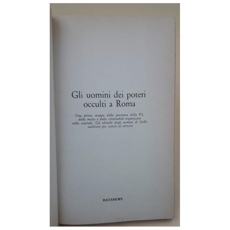 GLI UOMINI DEI POTERI OCCULTI A ROMA(1985)