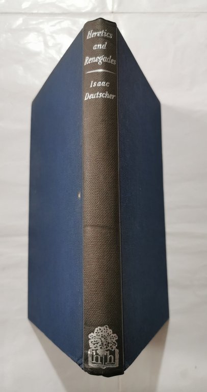 Heretics and renegades and other essays | Immagine Gallery 2