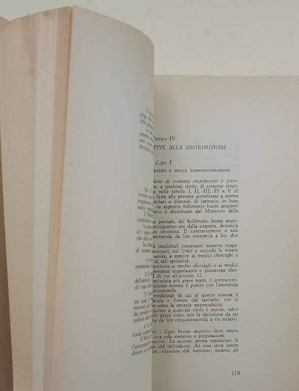 I REATI NELLA LEGGE SUGLI STUPEFACENTI (1982)
