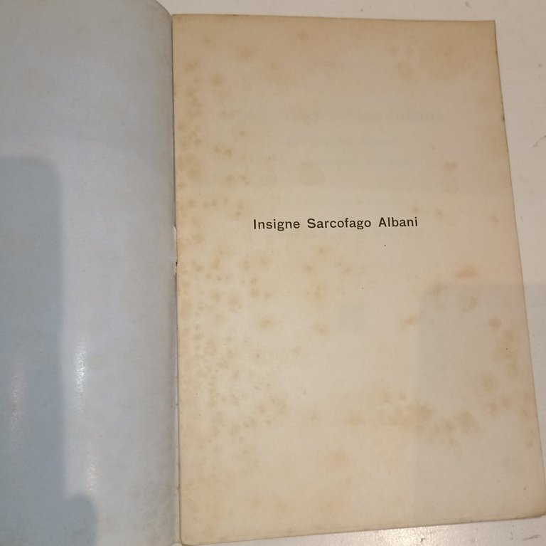 Insigne sarcofago inedito dell'ipogeo Albani a S. Sebastiano sull'Appia con … | Immagine Gallery 2