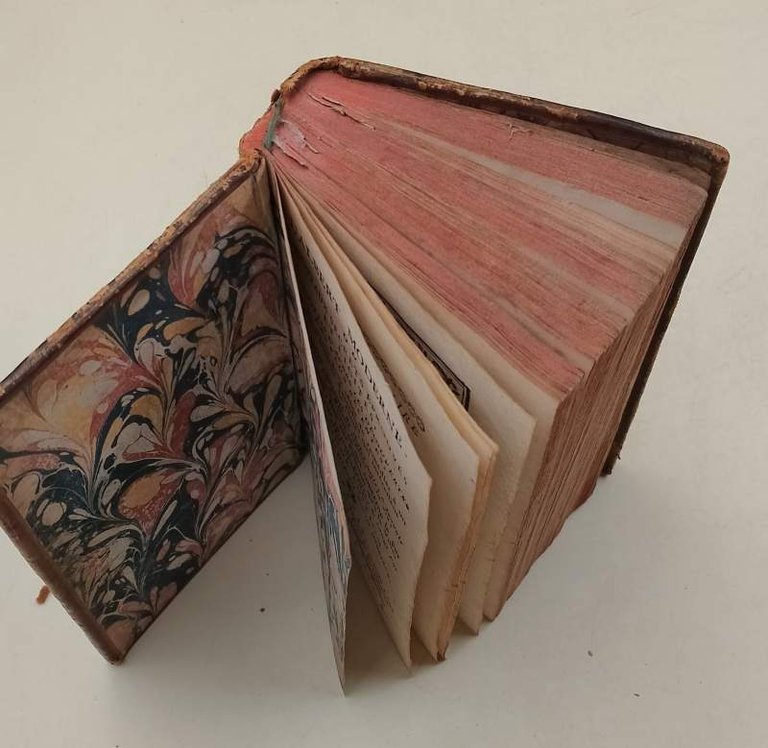 L'ALBERT MODERNE OU NOUVEAUX SECRETS EPROUVES ET LICITES, RECUEILLIS D'APRES …