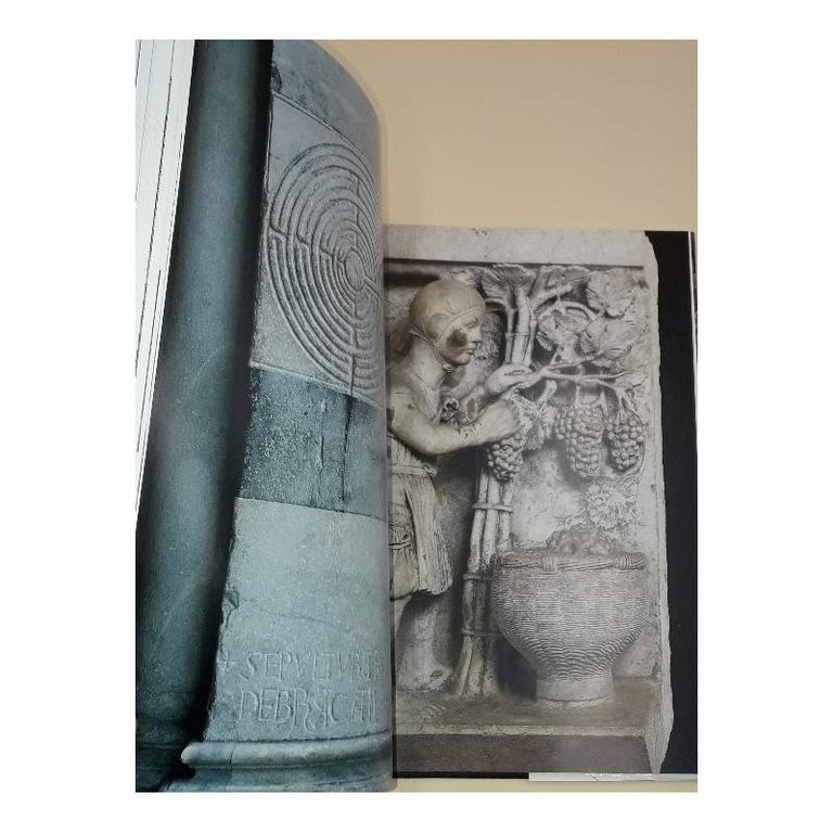 LA CHIESA E L'ARTE-DALLE ORIGINI AI NOSTRI GIORNI(1997)