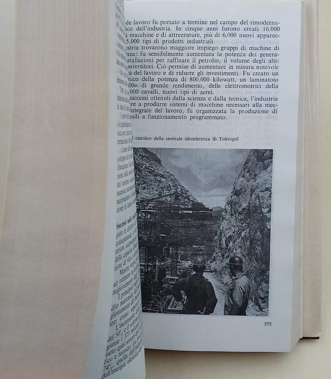 LINEAMENTI DI STORIA DELL'URSS VOL. II (1982)