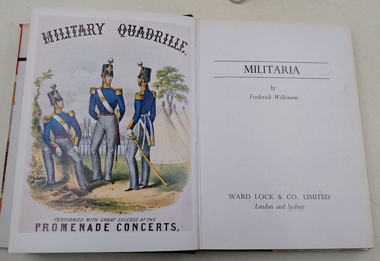 Militaria
