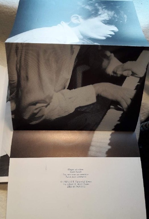 NO, NON SONO UN ECENTRICO(+ tav.rip.allegata)(1989)