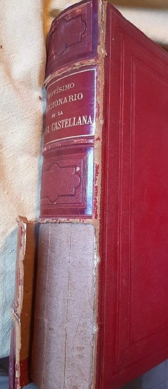 NOVISSIMO DICCIONARIO DE LA LENGUA CASTELLANA(1913)