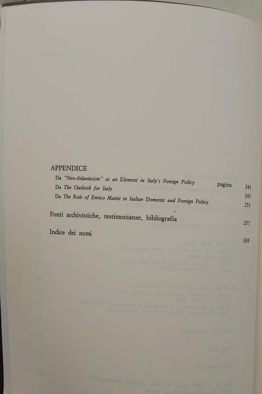 OBIETTIVO MATTEI-PESTROLIO, STATI UNITI E POLITICA DELL'ENI(1995)