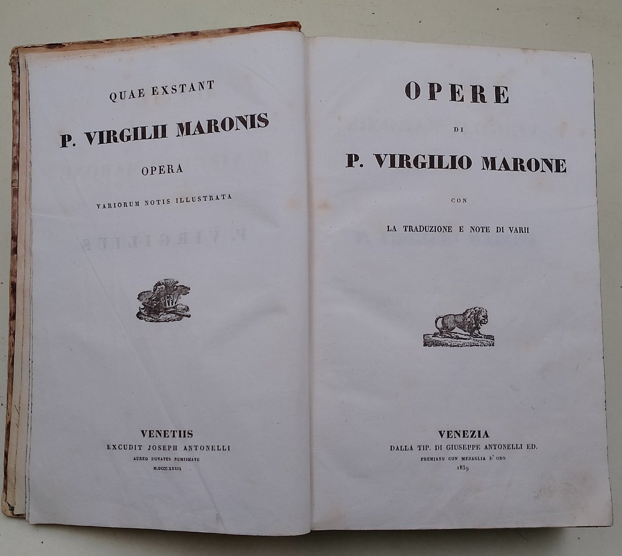 Opere- con la traduzione e note di varii