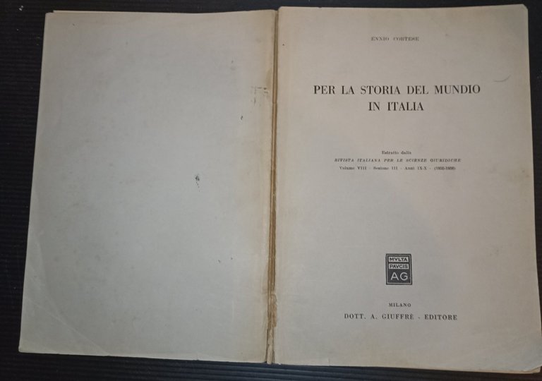 Per la storia del Mundio in Italia