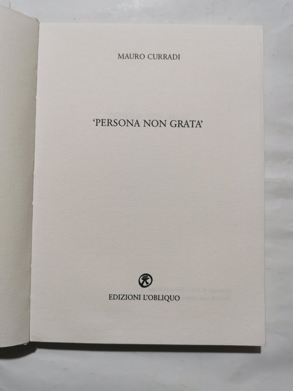 " Persona non grata "