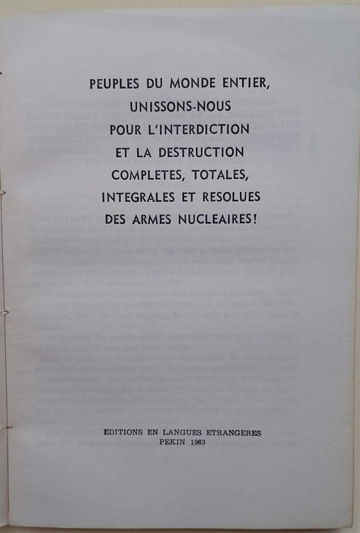 PEUPLES DU MONDE ENTIER, UNISSONS-NOUS POUR L'INTERDICTION...(1963)